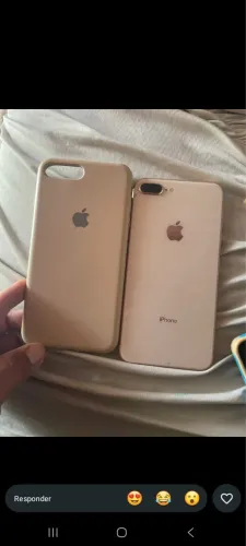 Vende-se e troco iPhone 8 Plus funcionando tudo perfeitamente ?