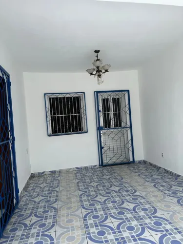 CASA PARA ALUGAR - RAÍZ