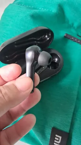 Fone de Ouvido Motorola Moto Buds 85 TWS Bluetooth | Preto