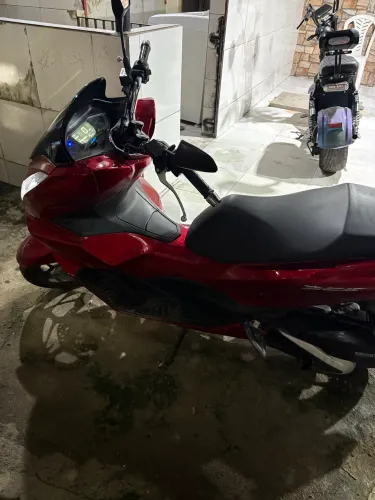 PCX 2025 Seminova 