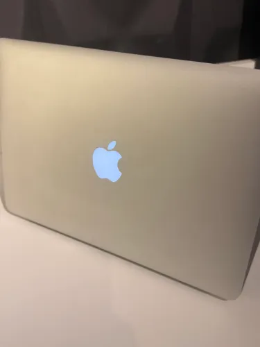 Macbook Air 2017 / Estado de NOVO