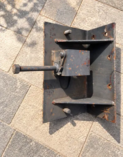 Suporte De Estepe Caminhão Mercedes / Volkswagen - Roda 10 Furos