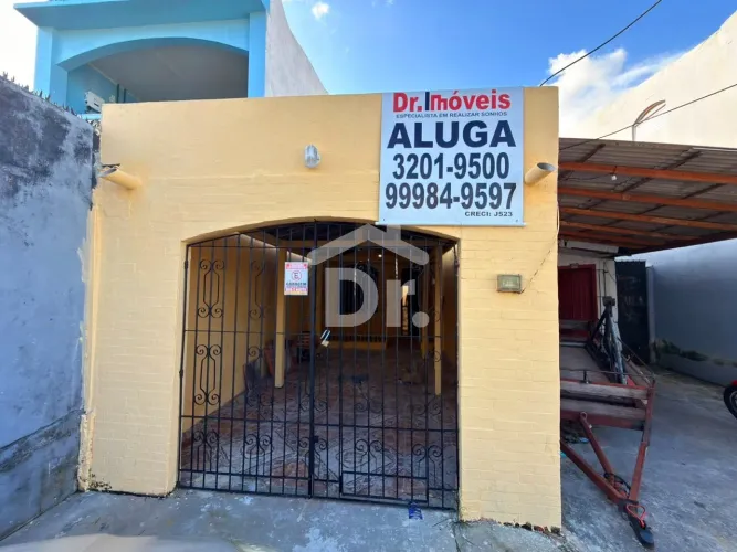 Casa para ALUGUEL: Belém-PA, Bairro Cremação - 2 Quartos, 2 Salas, 1 Banheiro, 1 Vaga Gara