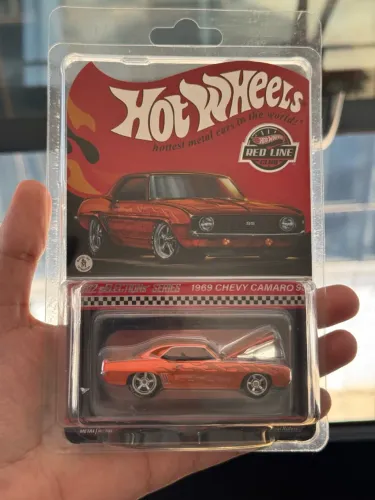 Hot Wheels RLC R$300,00 cada 