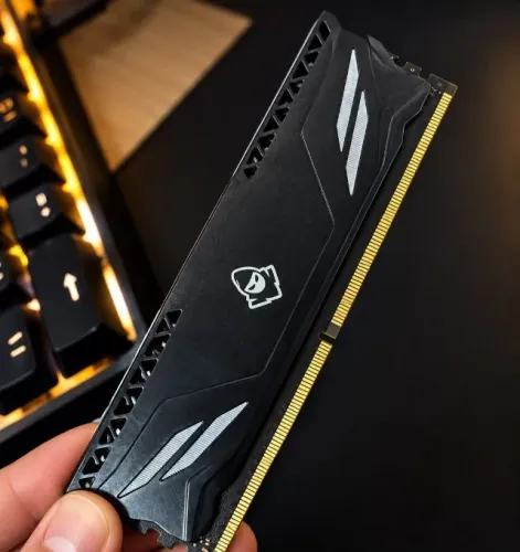 1 x Memoria Mancer Vant S, 8GB (1x8GB), DDR4, 3200MHz, C19, Preto, MCR-VNT3200-8GB