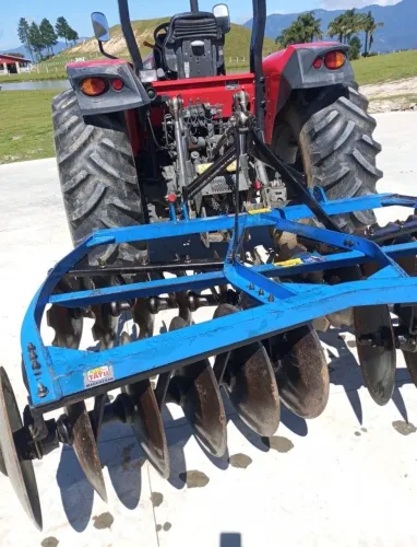 Grade pra Arar com 14 discos