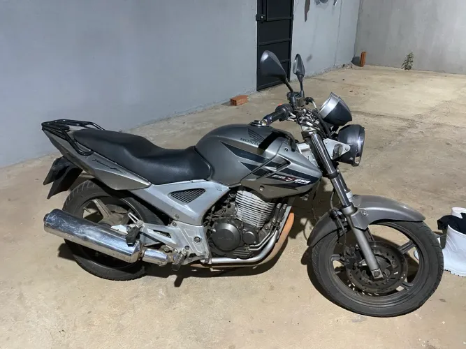TWISTER 250 2008