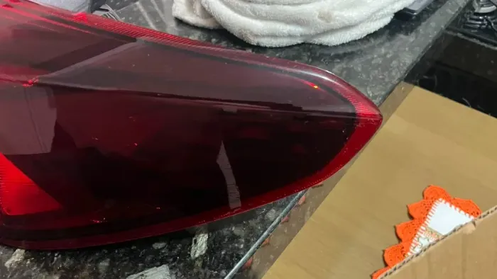 Lanterna Traseira lado DIREITO - Original GM ONIX 2020 - SEM LED