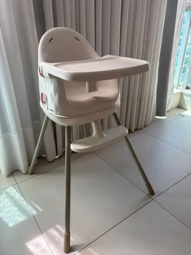 Cadeira de alimentação Safety 1st usada
