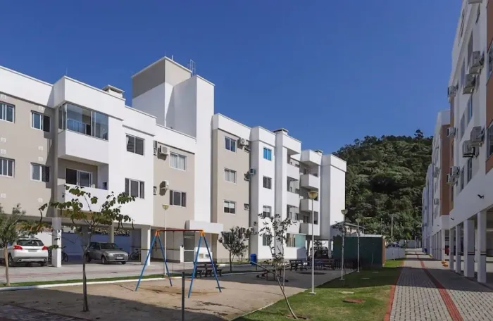 Apartamento para alugar anual em Canasvieiras no Porto Caravelas