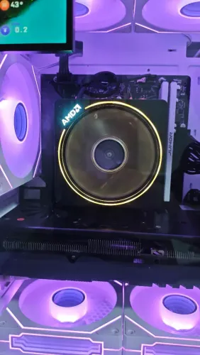 Cooler AMD Wraith Prism