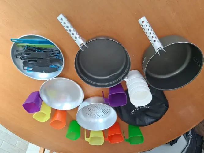 Utensílios Acampamento Quechua
