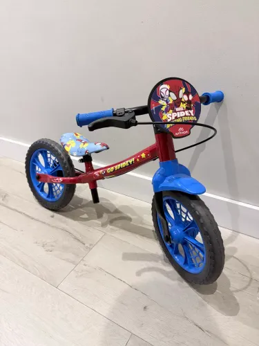Bicicleta de equilíbrio