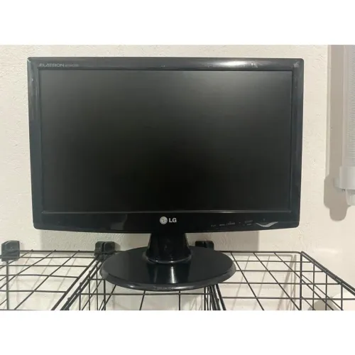 MONITOR LG 19 POL. - DVI VGA - GARANTIA 100 DIAS - CARTÃO PIX OU A VISTA - AEE INFO