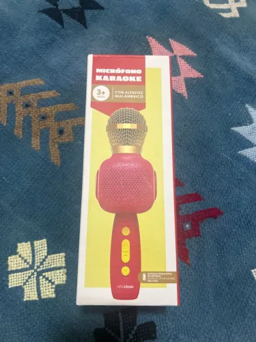 Microfone Karaokê Sem Fio com Alto-Falante - Miniso