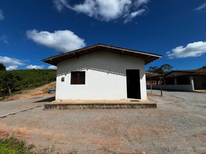 Sítio em Messias/AL com 25 tarefas, 2 casas e lavoura de abacaxi