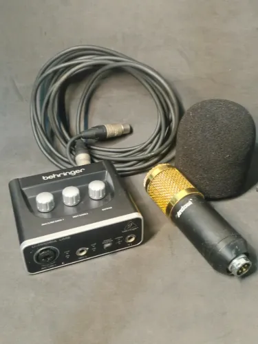 Kit Estúdio Youtuber | Interface Behringer UM2 + Microfone BM-800