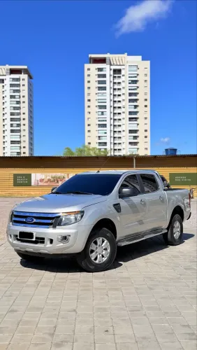 Ford Ranger XLS 2.5 16V 4X2 CD Flex 2014