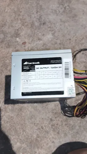Fonte de pc fortrek