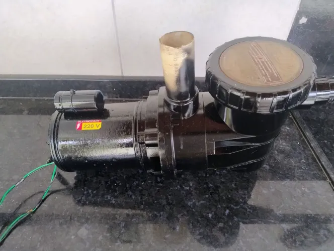 Bomba Jacuzzi 1cv com filtro.