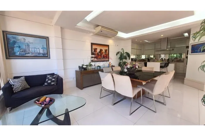 Cobertura Linear Mobiliada com 267m² e vista deslumbrante para a Pedra da Gávea