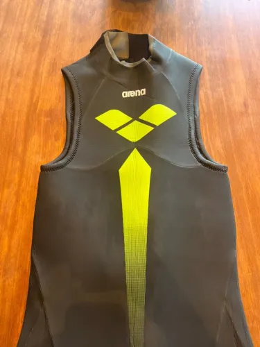 Wetsuit Arena