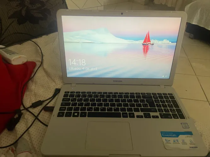 Notebook Samsung i3
