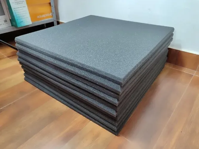 Conjunto de 10 placas de espuma acústica lisa 50x50x2cm Novo