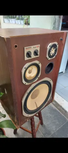 Vendo 1 Caixa de som gradiente Master 100n