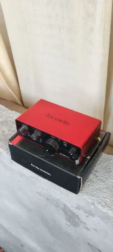 Placa de áudio focusrite solo 3° Geração