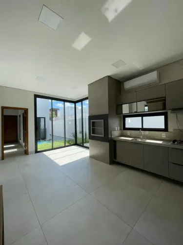 Casa com 3 suites no Condominio Primor das Torres