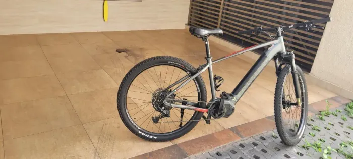bike eletrica Oggi 8.2 tam L aro 29