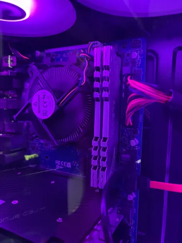 PC Gamer 16GB RX 580 i3ª geração custo benefício
