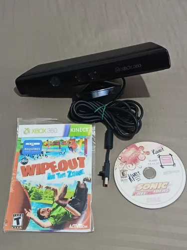 Kit Xbox 360 Kinect + 2 jogos