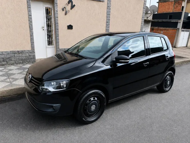 Volkswagen Fox 1.6 MI Total Flex 8V 5P 2011