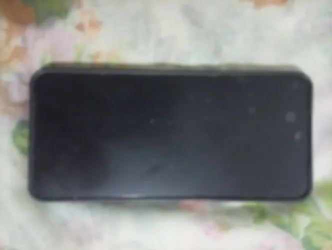 Motorola G35 - 256 B - Memória 4+4GB