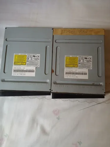 Drive do xbox 360 tem um que é JTAG os Drive são originais 