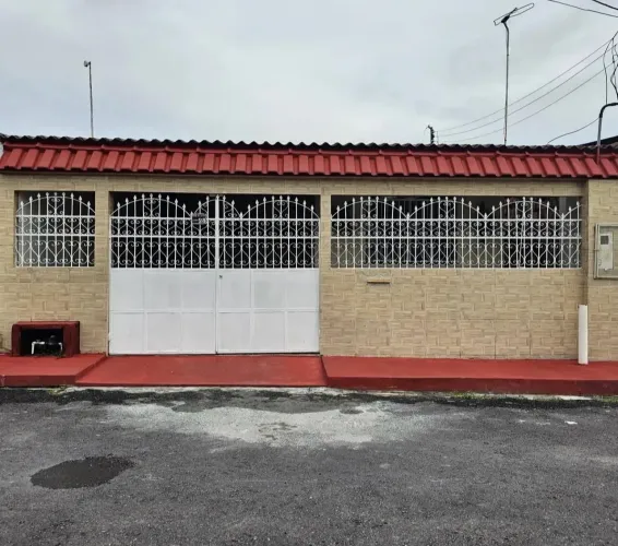 Casa na Cidade Nova, Tv. We Vinte e Sete