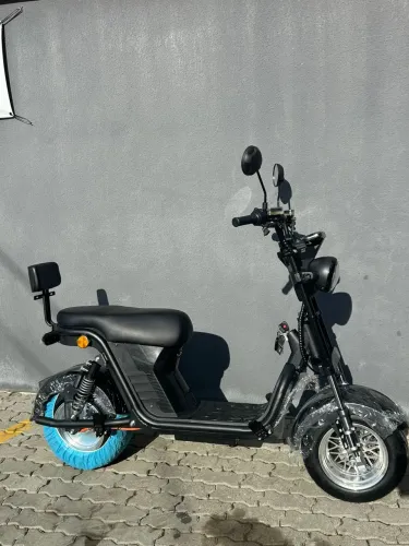 Scooter Elétrica X12 1000W Autopropelido com Acessórios