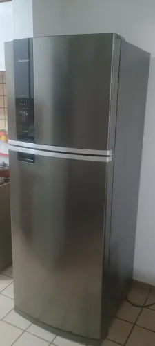 Geladeira Brastemp Inox com 462 litros 