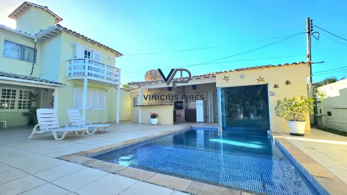 Casa de Luxo à Venda em Búzios Manguinhos | 6 Quartos, Piscina, Próxima à Praia