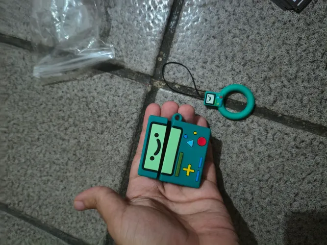 Proteção para airpods 4 hora da aventura, bmo