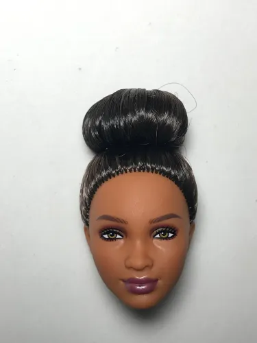 Boneca Barbie Basics #8 - cabeça