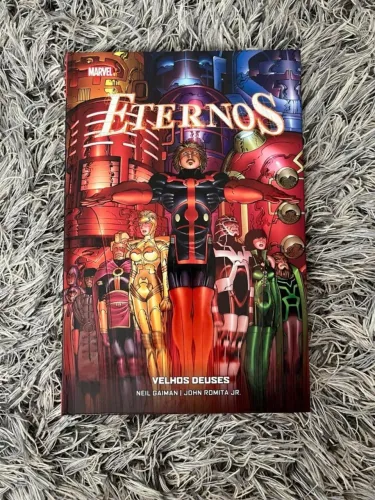 HQ Eternos - Velhos Deuses por Neil Gaiman