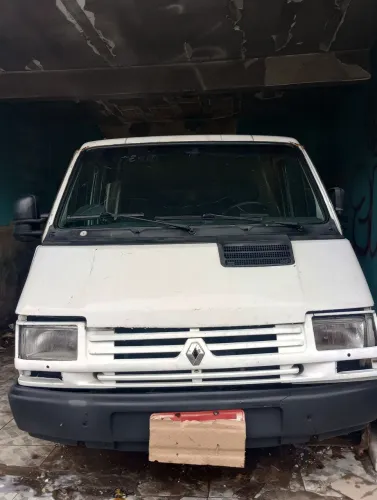 Renault Trafic Furgão Chassi Curto 2.2 1998