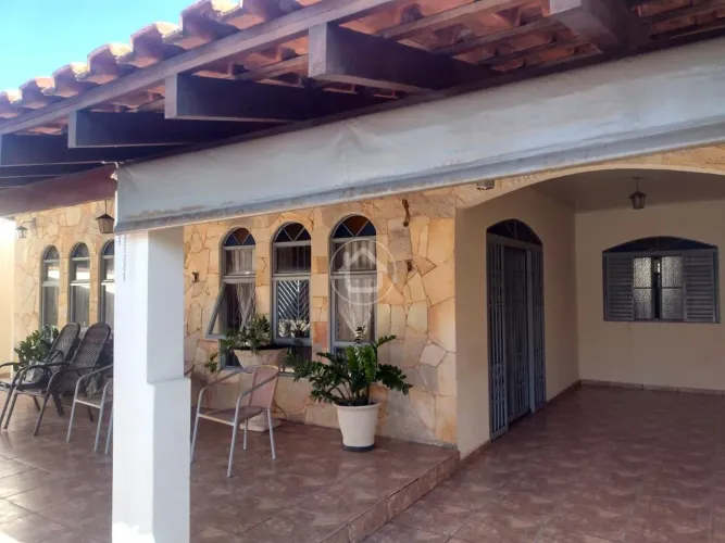 CASA VILA BANDEIRANTE