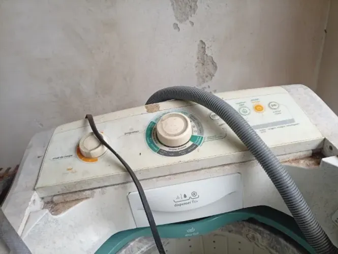 Máquina de lavar (Pra usar peças ) não funciona