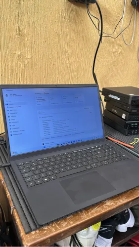 Dell Inspirion 15 3520 - Core I5/12th - ?16GB DDR 4 - ?NVME 512 GB - ?15.6? FHD