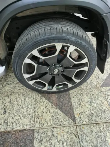 Rodas Hilux/SW4 aro 22 / PNEUS Novos