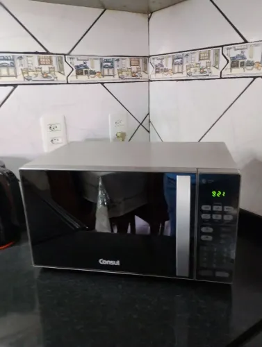 MICROONDAS CONSUL 20 LITROS ESPELHADO FUNCIONANDO PERFEITAMENTE ESQUENTANDO MUITO BEM TOP